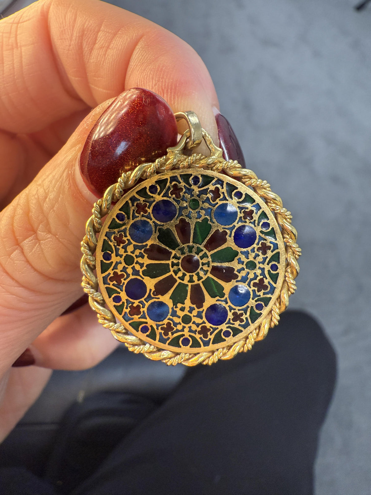 French 18K Gold Plique-à-Jour Enamel Rose Window Pendant Necklace