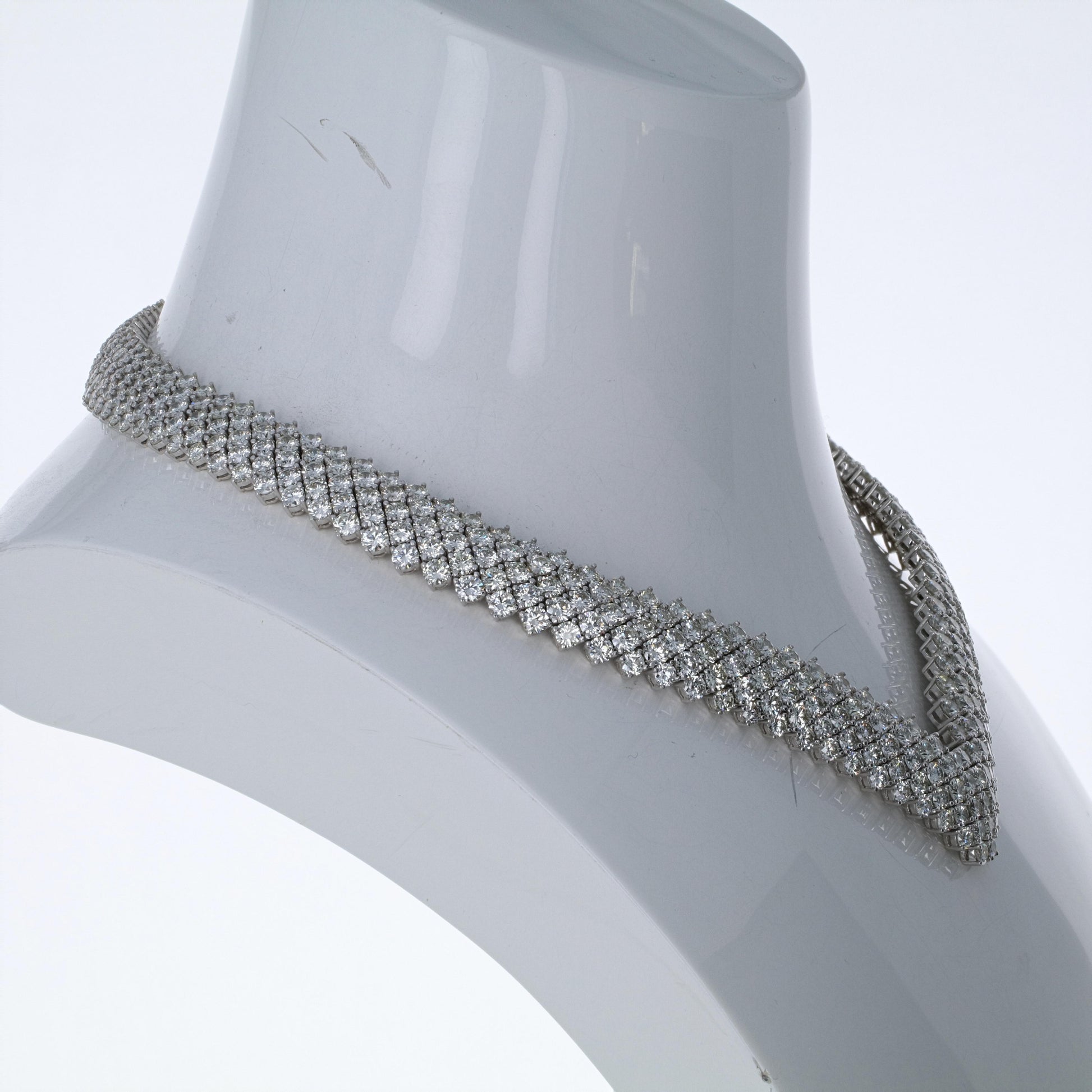 55.00ctw round brilliant diamond chevron collar necklace with 472 diamonds in 18k white gold by Kantor Gems