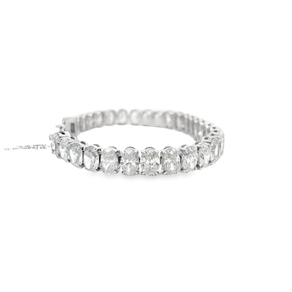 18k White Gold Oval Diamond Tennis Bracelet, 33.16 Carats, 7-Inch