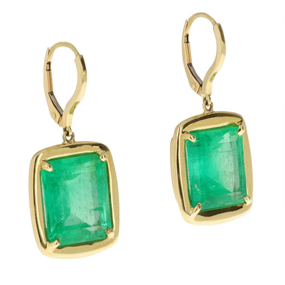 18K Yellow Gold 17.90 Carat Colombian Emerald Dangle Earrings