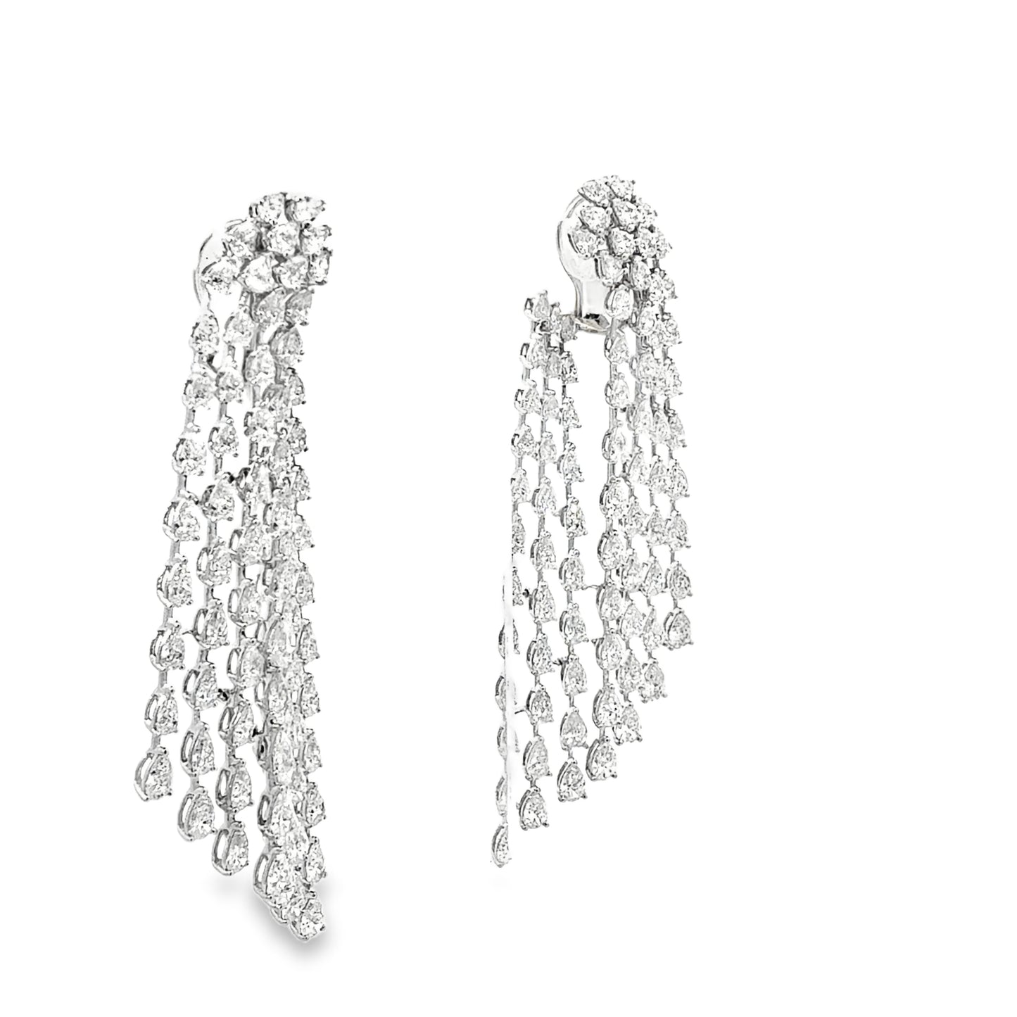 22.01 ct diamond chandelier earrings in platinum. Cascading pear-shaped diamonds create a luminous waterfall effect. Elegant and timeless.