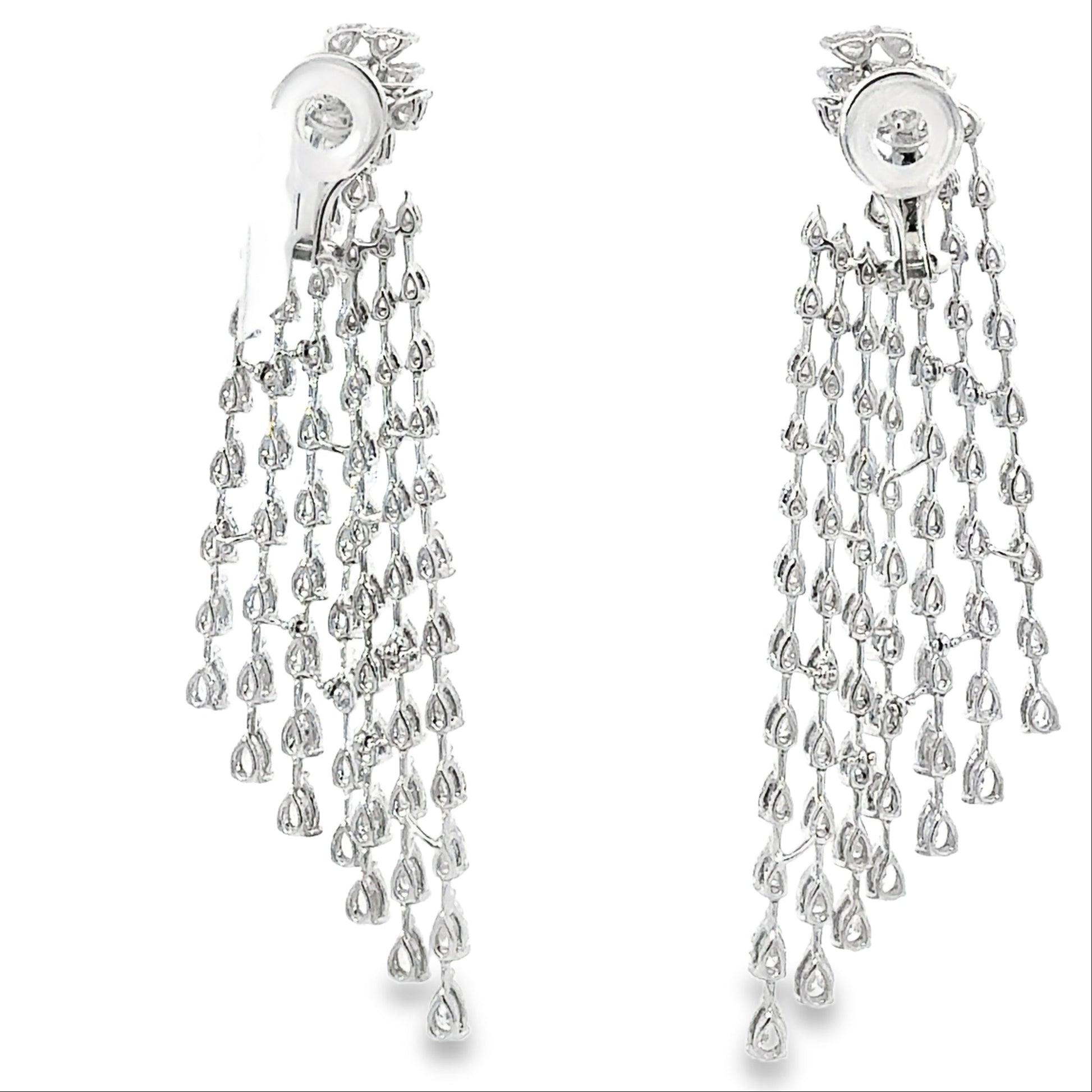 22.01 ct diamond chandelier earrings in platinum. Cascading pear-shaped diamonds create a luminous waterfall effect. Elegant and timeless.