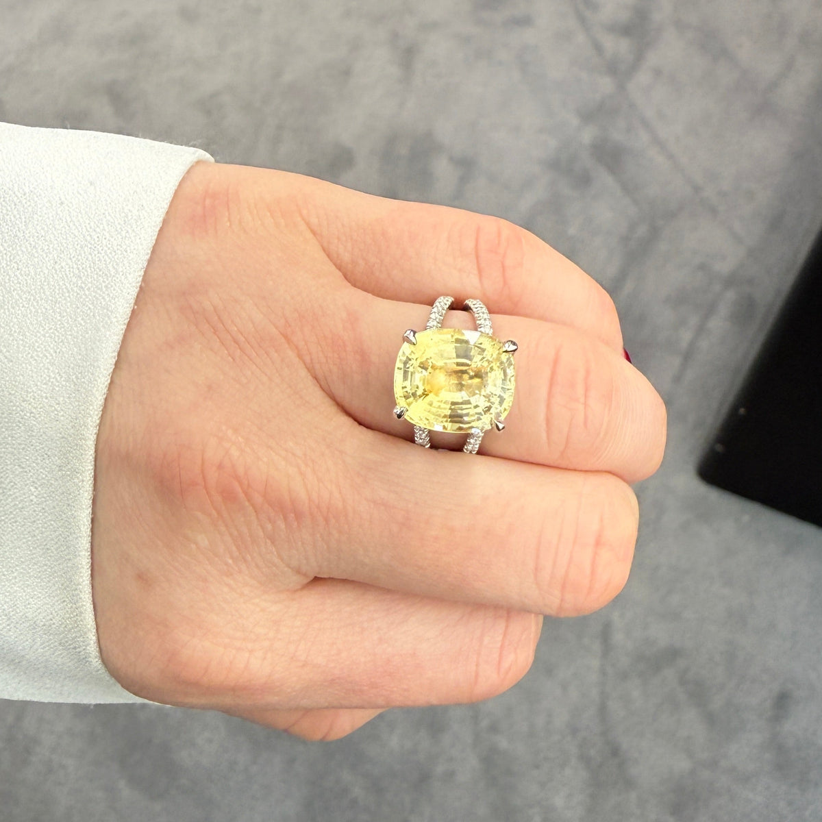 GIA No-Heat 10.19 Carat Sri Lanka Yellow Sapphire Cocktail Ring in 18K White Gold with Diamond Split Shank

