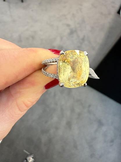 GIA No-Heat 10.19 Carat Sri Lanka Yellow Sapphire Cocktail Ring in 18K White Gold with Diamond Split Shank
