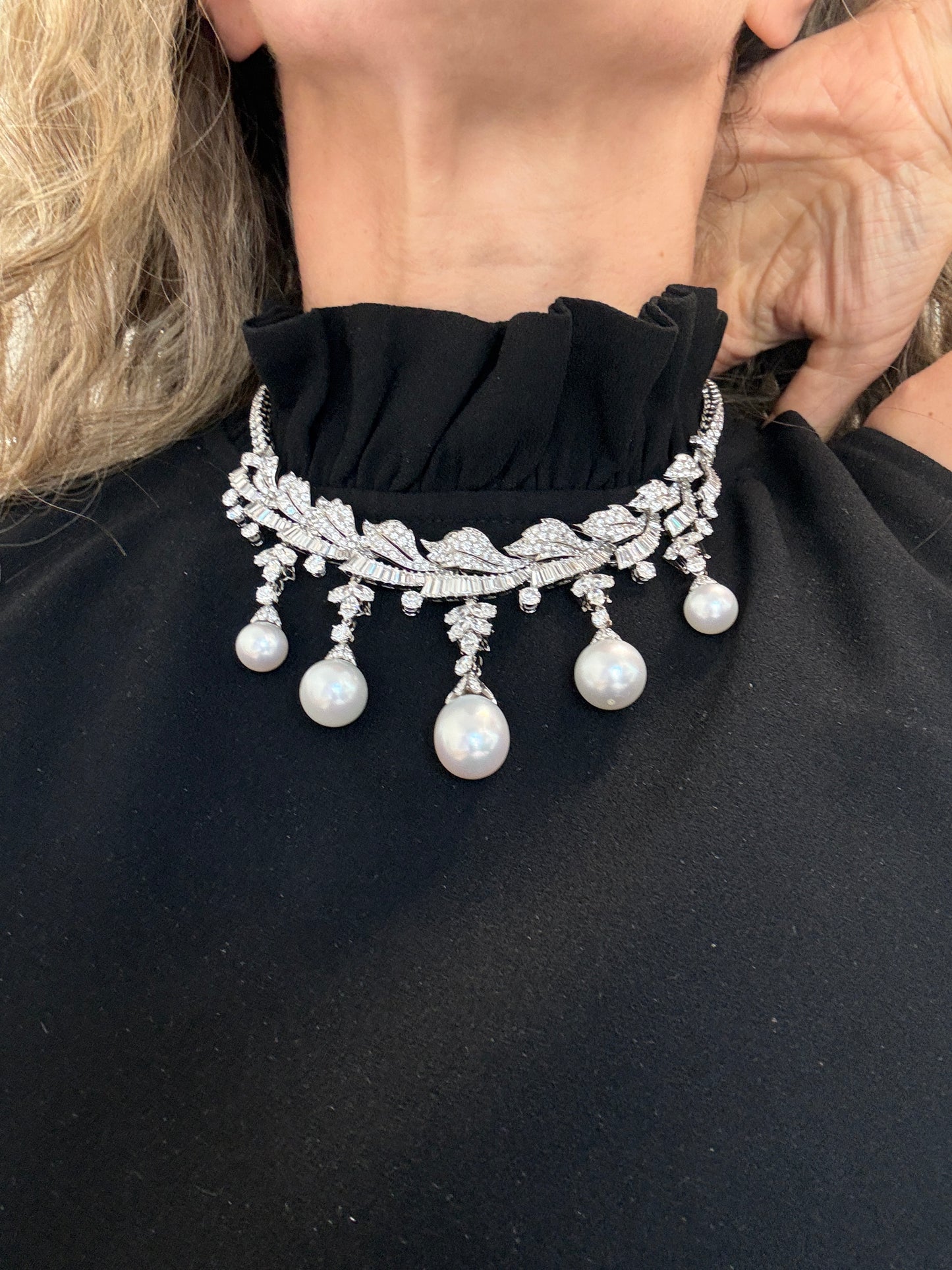 Platinum South Sea Pearl & Multi-Cut Diamond Fringe Festoon Necklace (106.5g)