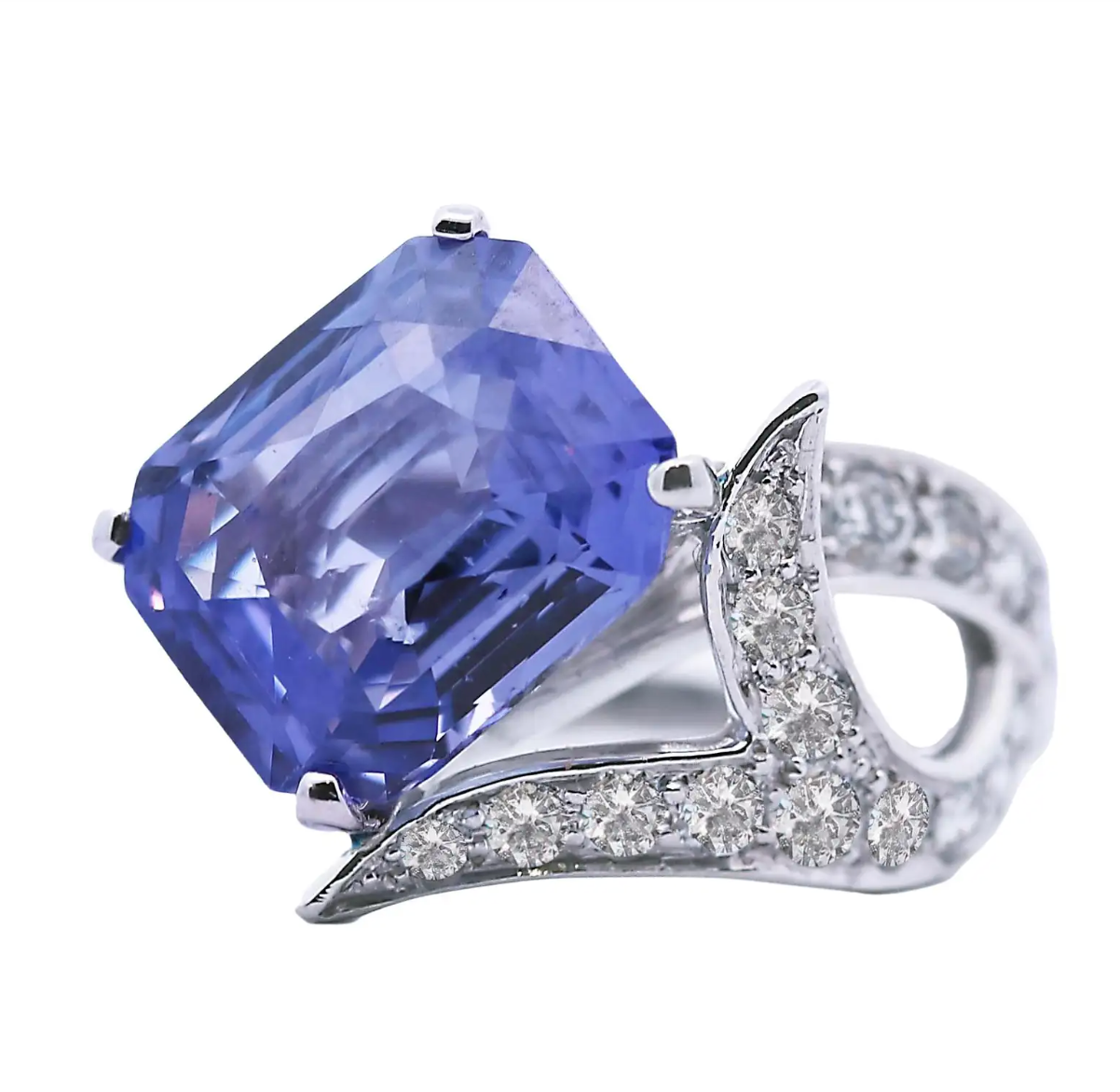 GIA Certified 6.19 Carat Color Change Sapphire Cocktail Ring