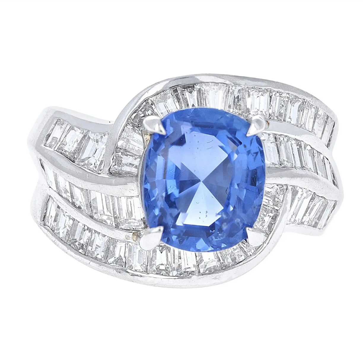 Certified 5.54 Carat No Heat Sapphire and Diamond Cocktail Ring